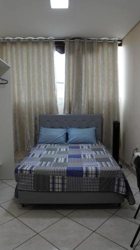 Vila Santo Antonio Barroquinha House | 07 - Quarto com banheiro compartilhado, próximo a Pampulha