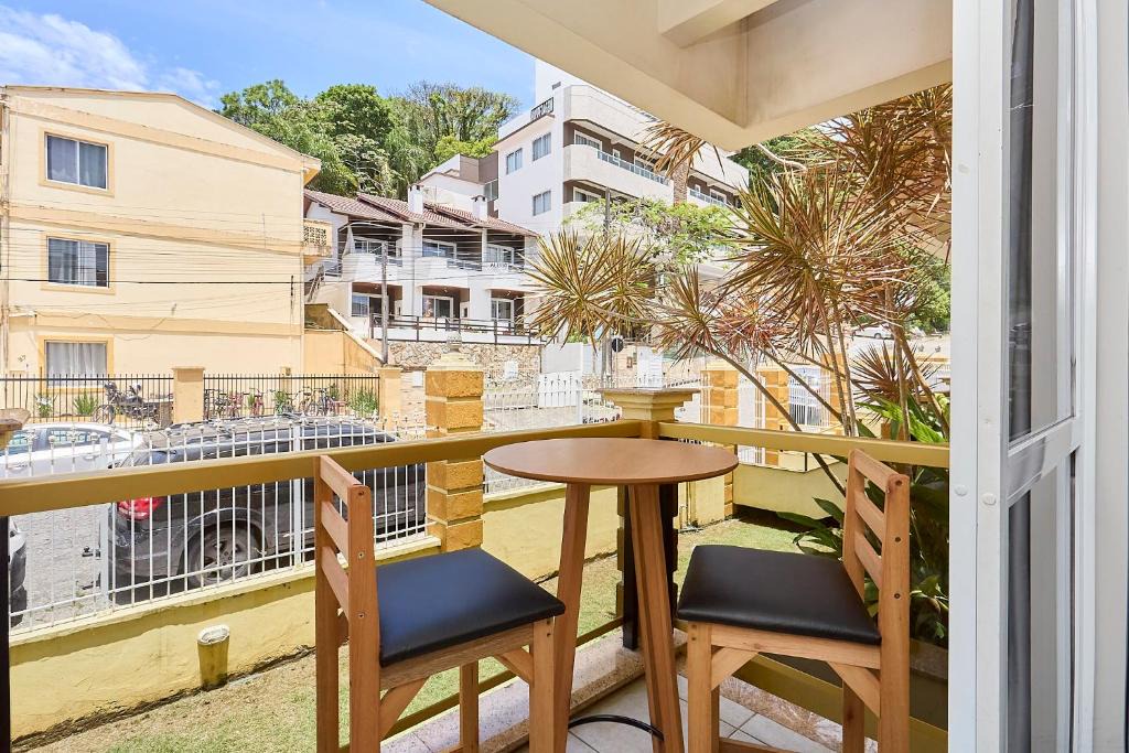 Centro Apartment | 1138 Lindo apto 2 dormitórios Bombinhas Centro 50 m da Avenida e Praia