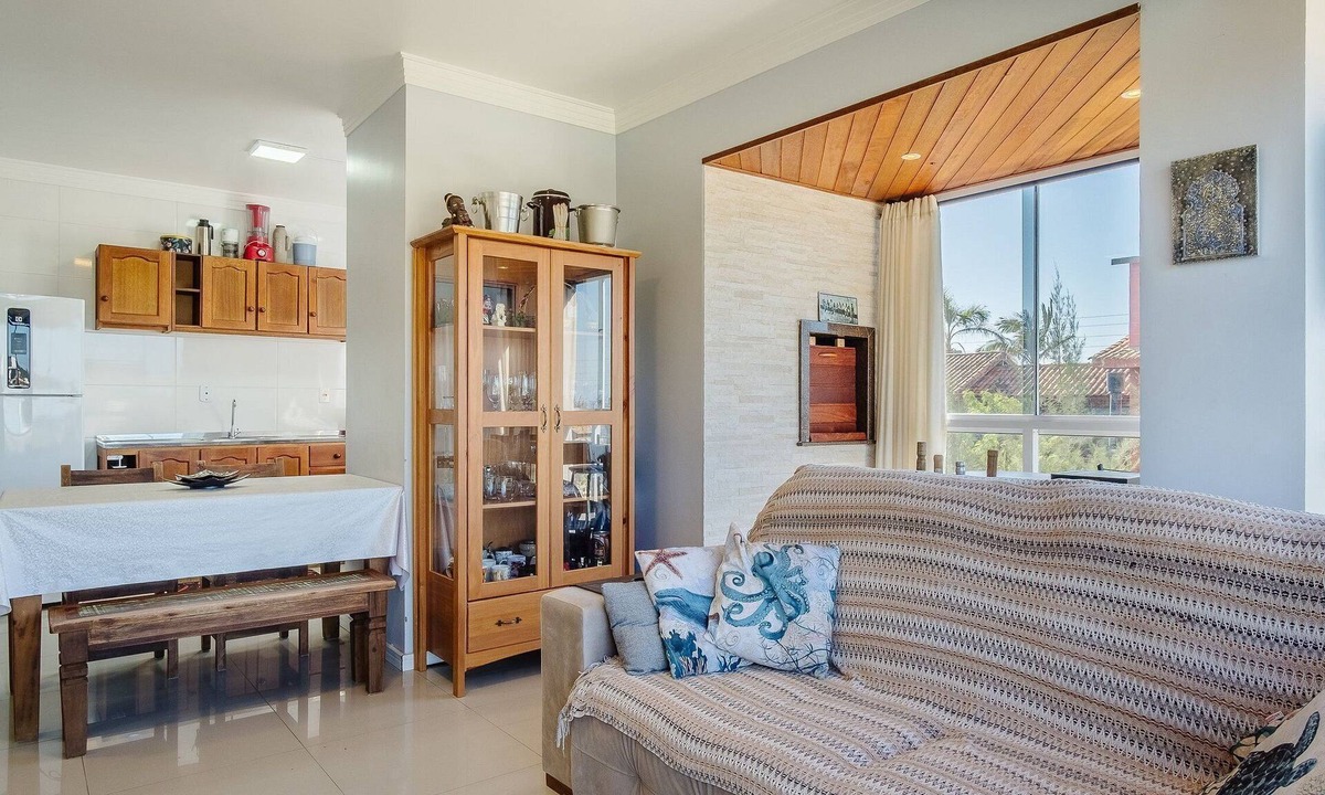Vila Esperanca Apartment | 2 Bedroom Apartment 260m From the Beach Rib0201