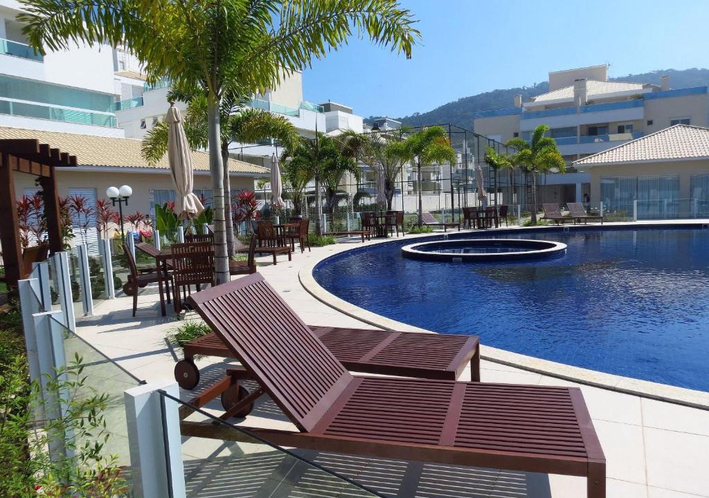 Ingleses Norte Apartment | 3 suite penthouse condominium Club - PX01I