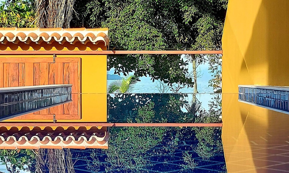 Jabaquara House | 4 en-suites,pool, BBQ, beach front, 14 people, 1.3km from old center