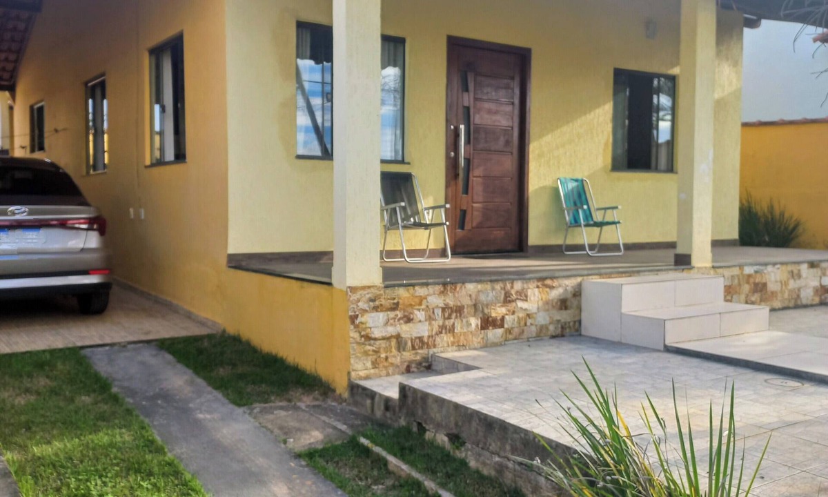Rio das Ostras House | 5 minutes from the beach, 24-hour security, Wi-Fi, AC, BBQ, Garage