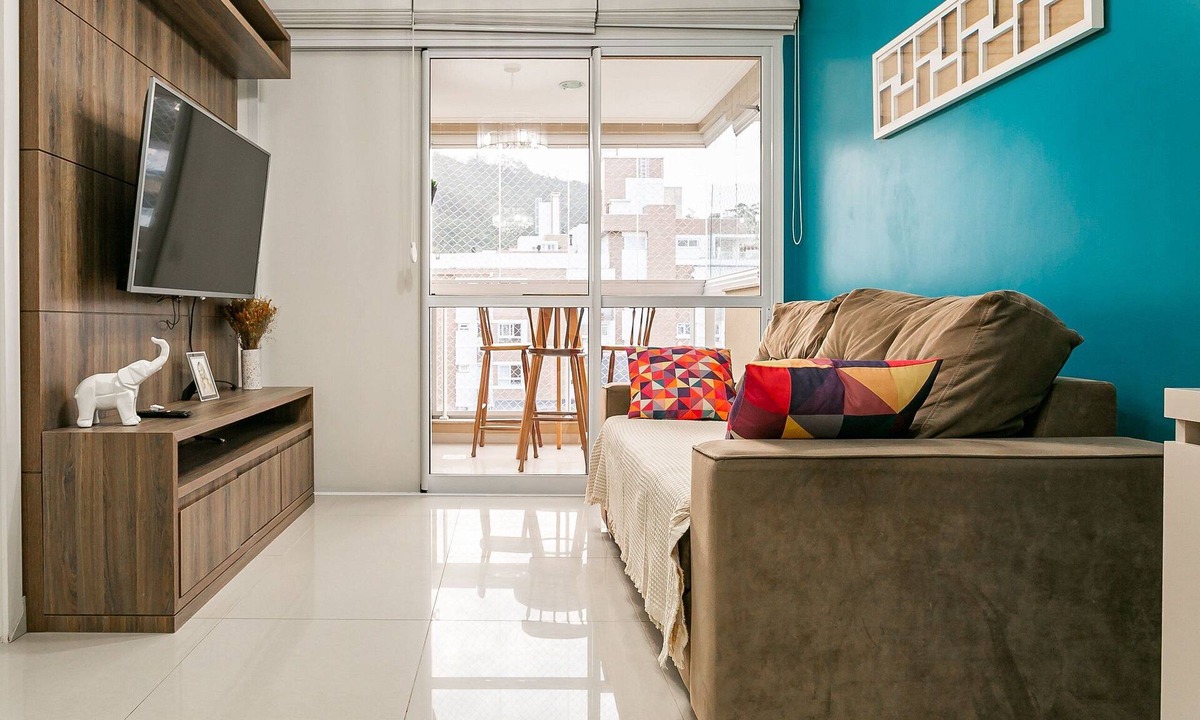 Trindade Apartment | 50" Smart TV | 500 meters from UFSC #TRINA03D