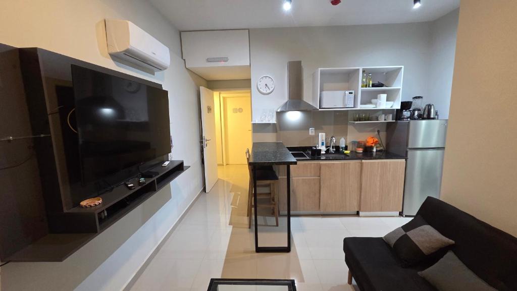 Fernando De La Mora Apartment | #6 Dpto 1 Hab, Shops Cerca, Pileta, Parrilla en Balcón