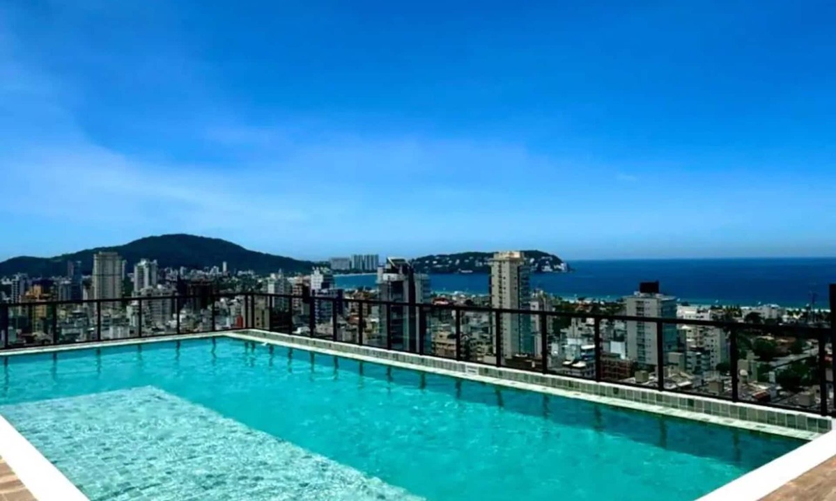Enseada Apartment | A Piscina Mais Alta do Guarujá, a 600m da Enseada! Apt Alto Padrão de 2 Quartos!