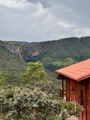 Sao Roque de Minas House | Abrigo dos Lobos - casa com cachoeira na Canastra