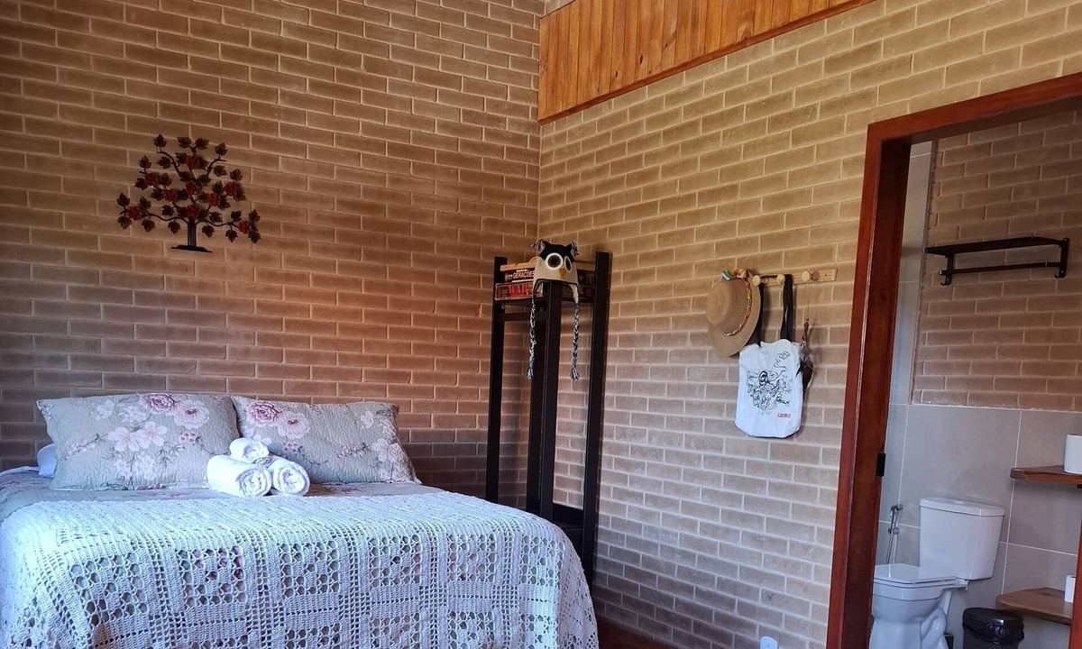 Divino de Sao Lourenco Cabin | Accommodation at the Casa do Chapéu Caparaó - Lua Cabin - Penha Heritage