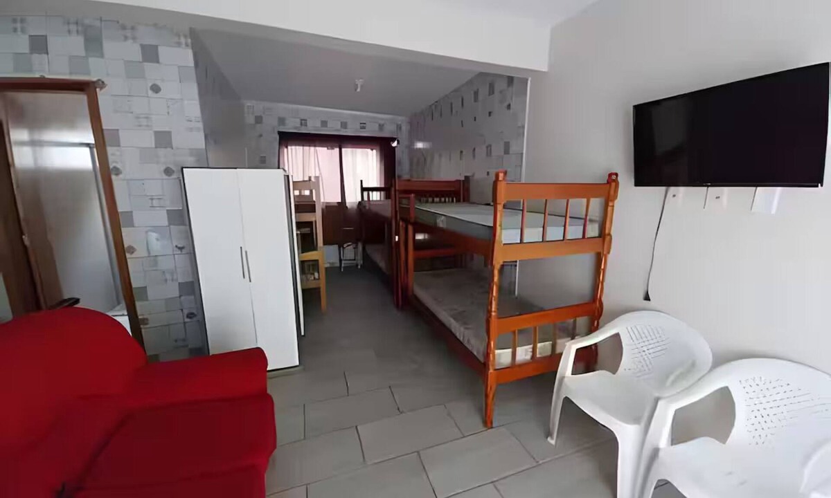 Cidade Nova Apartment | Accommodation for up to 16 people with parking