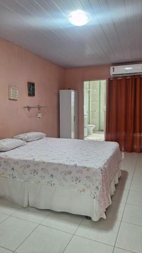 Cremacao House | Aconchego da Marci Grande quarto confortável