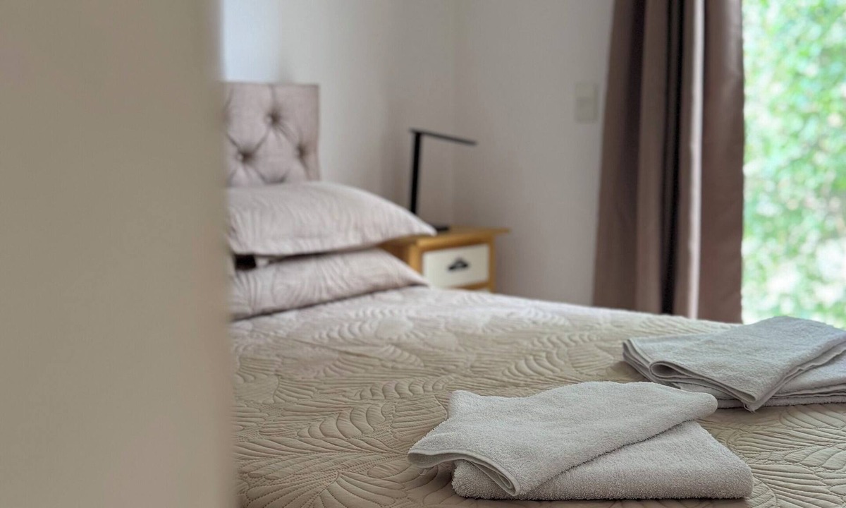 Puerto Madryn Apartment | ALMAR - 1st floor apartment ideal for 3 people 6 blocks from the sea