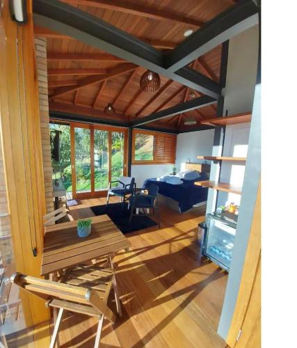 Santa Luisa de Baixo Cabin | Alto de Santa Barbara