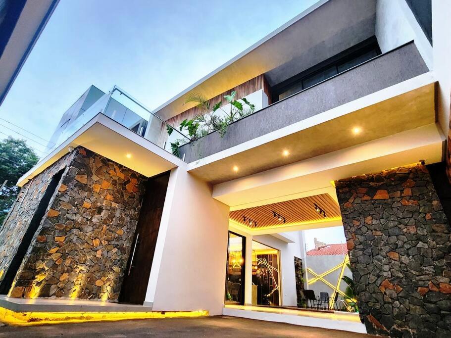 Ciudad Del Este Villa | Alto Padrón. Para exigentes