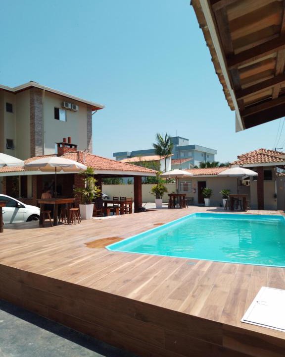 Downtown Ubatuba Apartment | Ap 2 dorm 500 m da Praia Grande