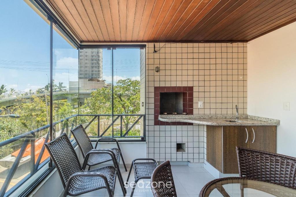 Itapema Apartment | Apart w/BBC 400 m from the Beach ERR0104
