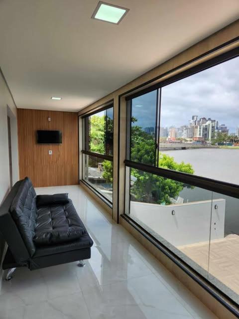 Passo de Torres Apartment | Apartamento - 4 pé na areia proximo a lagoa e rio