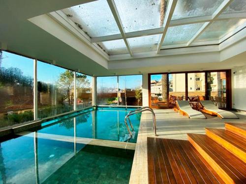 Centro Apartment | Apartamento c/2 suítes em Canela por Pense Gramado