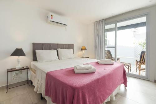Vila Caranga House | Apartamento com Garagem na Tartaruga - Búzios