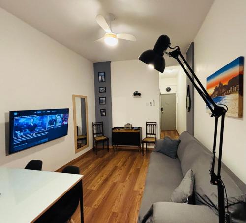 Copacabana Apartment | Apartamento com suíte premium 200 m da Praia de Copacabana, wi fi rápido
