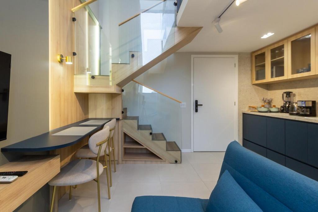 Chacara Santo Antonio Apartment | Apartamento Duplex Premium acomoda até 4 pessoas com varanda perto do metrô