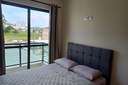 Sao Pedro Apartment | Apartamento em São Pedro 405- AR quarto de casal