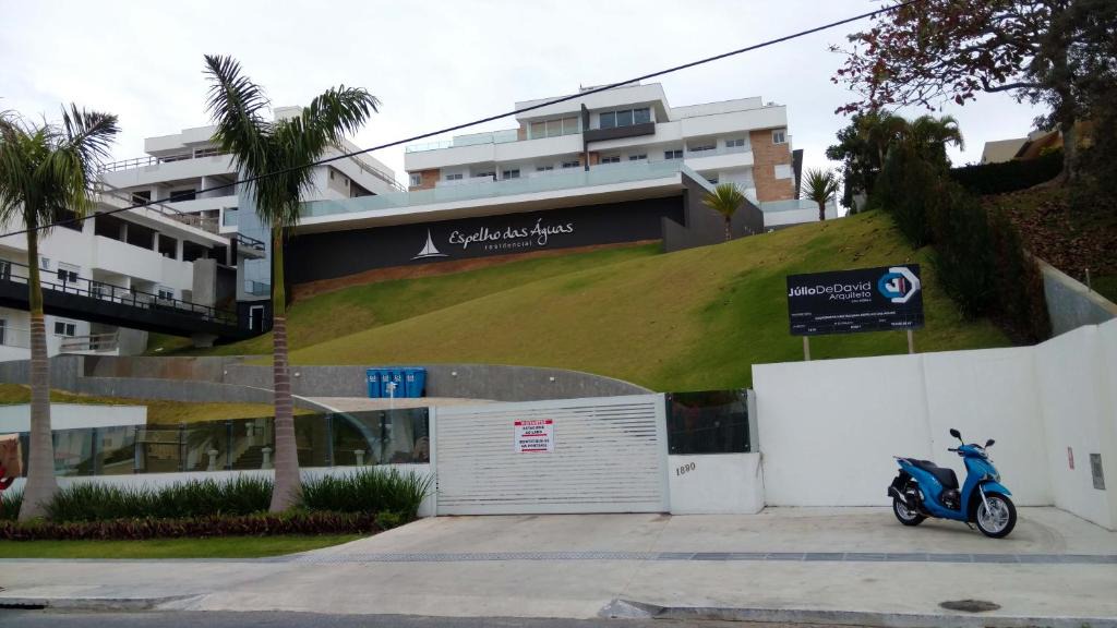 Ingleses Sul Apartment | Apartamento Espelho das Águas