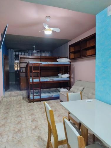 Centro Apartment | Apartamento inteiro moderno com 7 camas em frente ao metrô