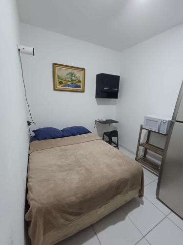 Furnas Apartment | Apartamento Kitnet 8 no Tremembé Quarto Banheiro Cozinha compacta
