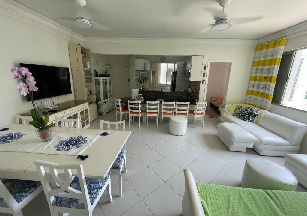 Matinhos Apartment | Apartamento Maré Mansa a 30 metros da praia Mansa em Caiobá com Wifi