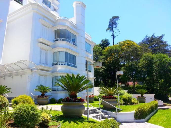 Vila Suica Apartment | Apartamento na Calçada prara o Centro e Vale do Quilombo