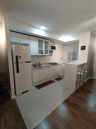 Fragata Apartment | Apartamento na cidade do doce! Ótima localização!