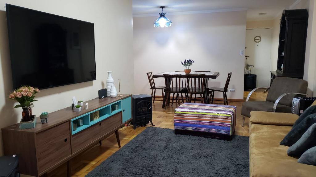 Capivari Apartment | Apartamento no Capivari com Elevador