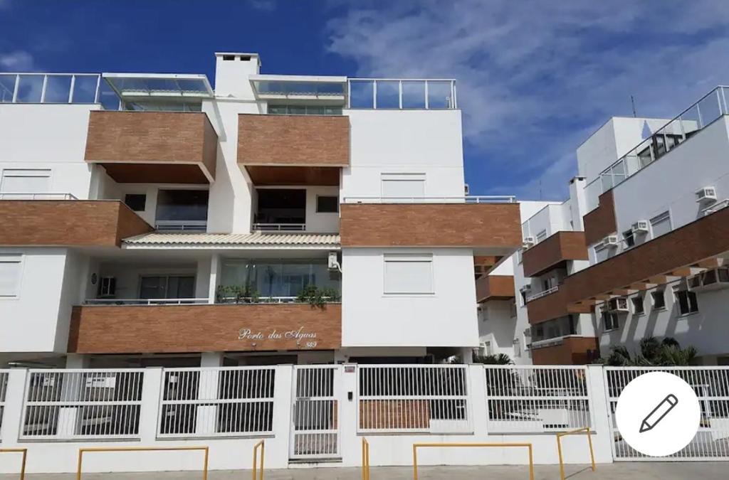 Ingleses Centro Apartment | Apartamento TOP no PORTO DAS AGUAS a 50m do mar.