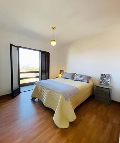 Punta Mogotes House | Apartment for young people - House with sea view and barbecue grill