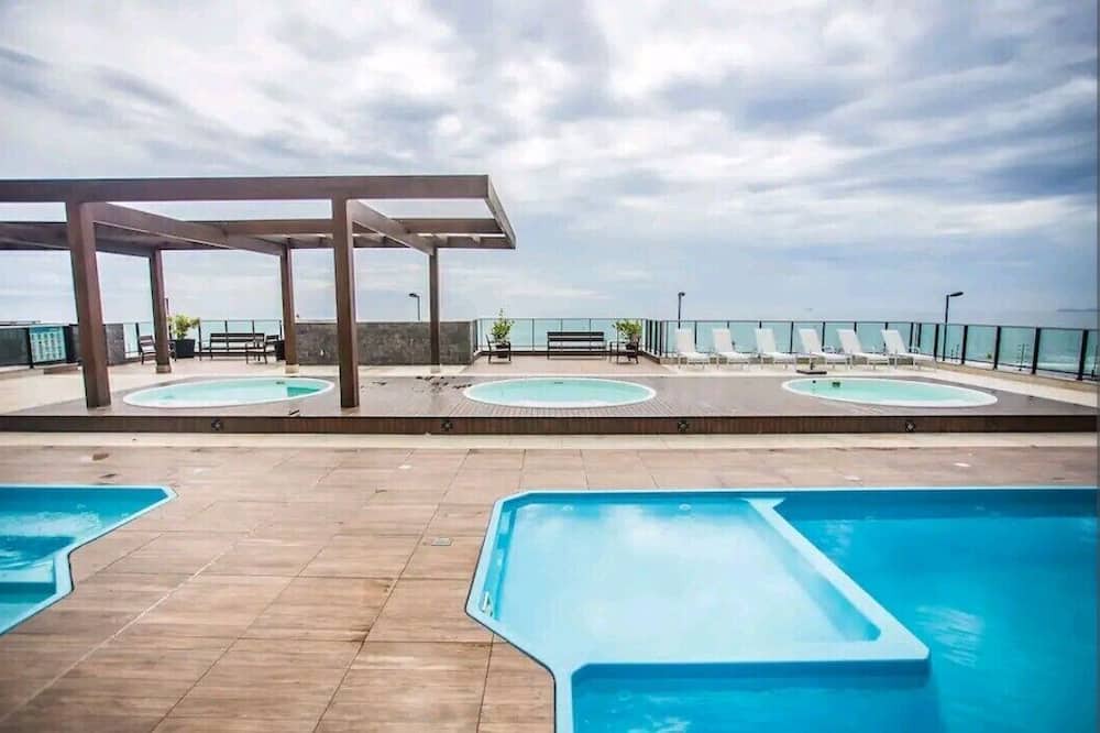 Barra Velha Apartment | Apartment in comfort club condominium right on the sand