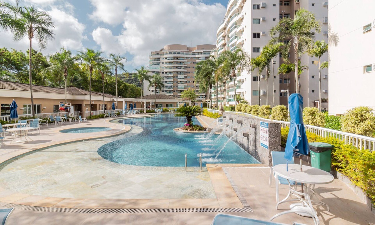 Recreio dos Bandeirantes Apartment | Apartment with balcony in Recreio | SA907