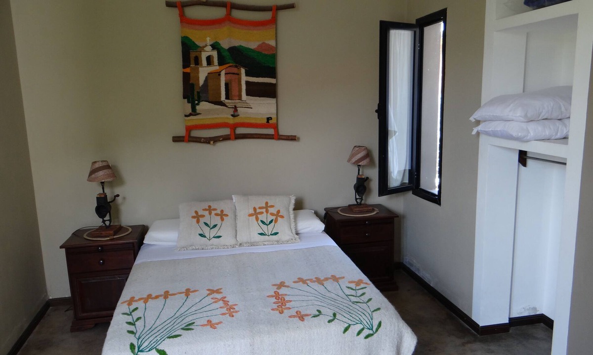 Cafayate Apartment | Apartment with swimming pool, rural area, mountain view, only 1 km from downtown