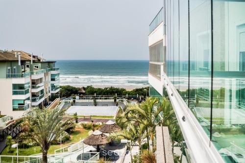 Santinho House | Apartments in Condo with Pool and Beachfront | Floripa - ASR