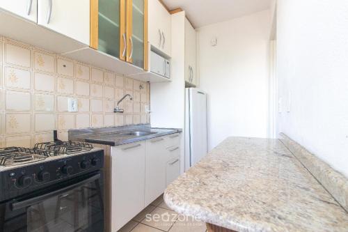 Agronomica Apartment | Apt 650 m from MASC in Floripa BAS0401
