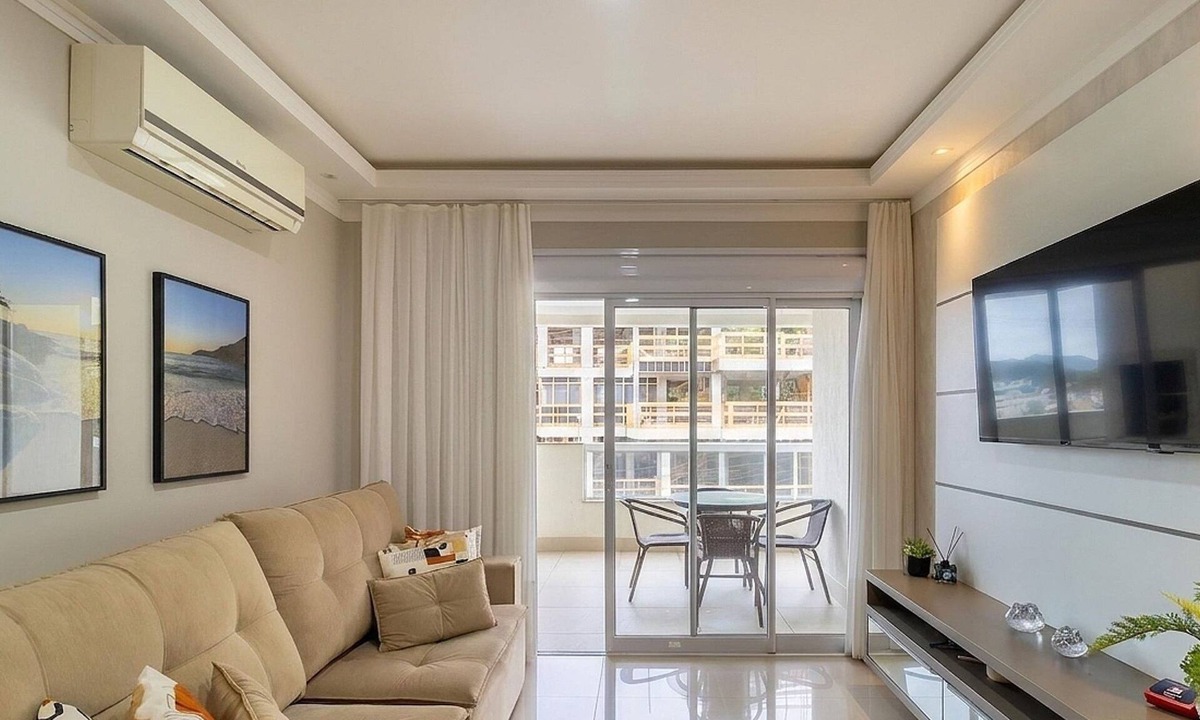 Quatro Ilhas Apartment | Apt Sea View w/BBQ in Bombinhas Arn0104