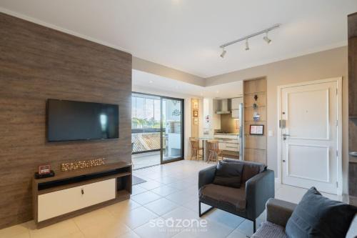 Ponta das Canas Apartment | Apt w/gourmet balcony 300m from Beach CMS0202