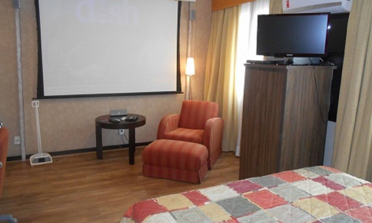 Vila Olimpia Apartment | APTO 1 DORM (SUITE) TYPE FLAT - CINEMA TELEVISION / PROJECTOR, DVD AND HOME CINEMA