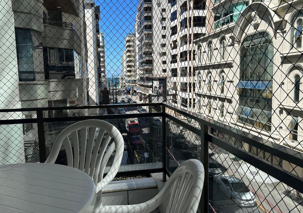 Andorinha Apartment | Apto 2 Quartos Meia Praia próximo Shopping Russi