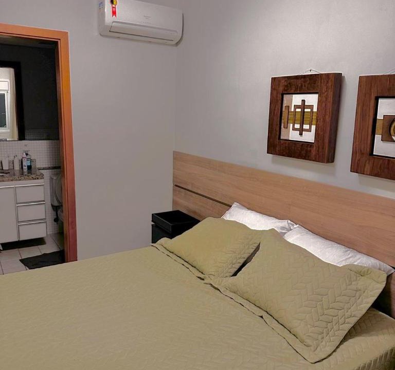 Fundinho Apartment | Apto Centro, 2Q, Ar, Wi-Fi, 2 Vagas de Garagem