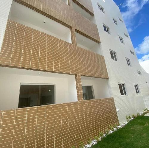 Gramame Apartment | Apto Completo 2 Quartos, Piscina, Garagem e Ar-condicionado - Até 5 Pessoas