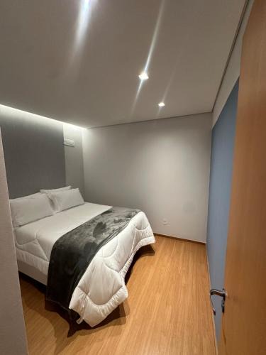Lagoa Santa Apartment | Apto novo e completo quartos com cama de casal e lava e seca disponível