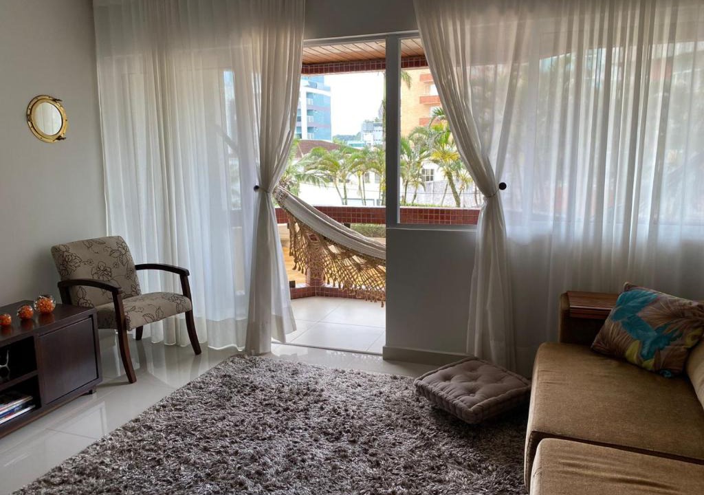 Caioba Apartment | Apto todo equipado em Caiobá há 50m do mar