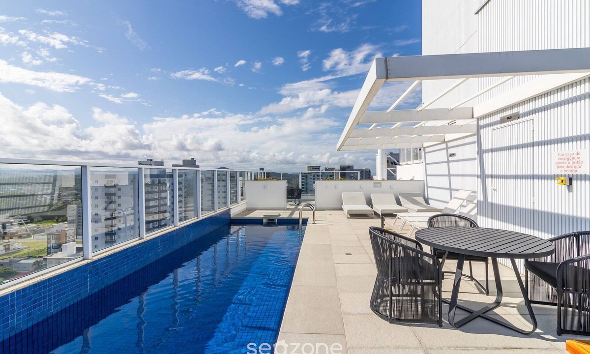 Itacolomi Apartment | Apts in Building w/Pool 120 m From the Beach - LTT
