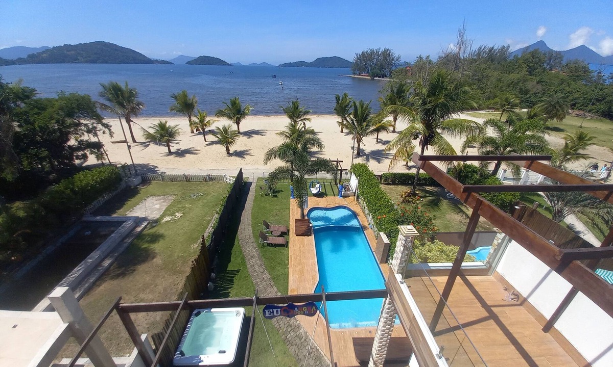 Bracui House | Aquarium Mansion - 10 beachfront suites - Angra dos Reis