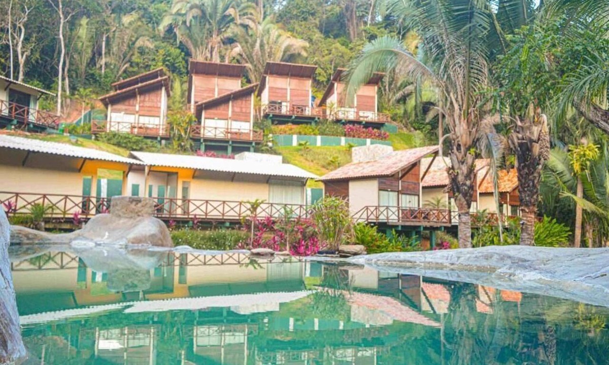 Baturite Hotel | Azzuro Hotel