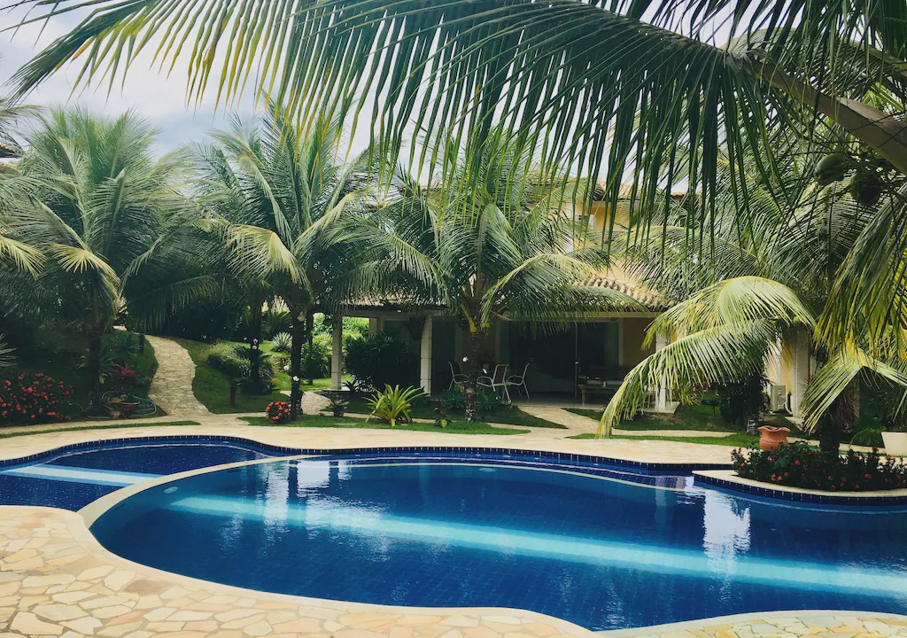 Ferradurinha House | Búzios, left corner Geribá Beach. Closed condominium and very cozy.